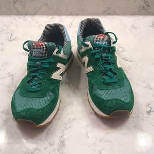 Green New Balance 574